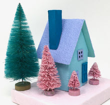 Load image into Gallery viewer, Create 12 Simply Super Miniature Houses